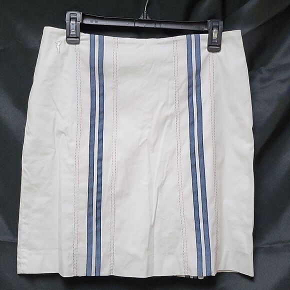 GOLFINO WHITE GOLF SKORT  - Picture 1 of 7